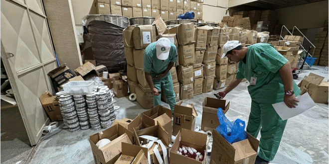 الرياض تُحبط محاولة غش تجاري واسعة بضبط مستودع سري لمكونات "الفيب"#الرياض #تحبط #محاولة #غش #تجاري #واسعة #بضبط #مستودع #سري #لمكونات #الفيب