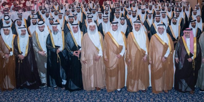 "محافظ الأحساء "….يرعى حفل الزواج الجماعي لـ200 شاب وفتاة#محافظ #الأحساء #.يرعى #حفل #الزواج #الجماعي #لـ200 #شاب #وفتاة