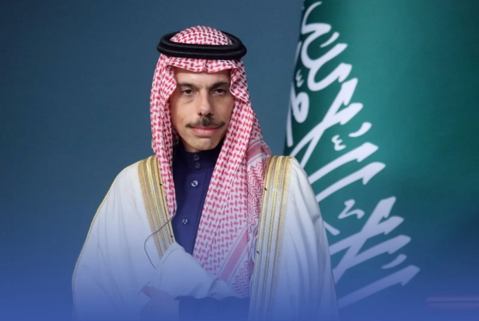 وزير الخارجية يتلقى اتصالاً هاتفيًا من وزير الخارجية الأمريكي#وزير #الخارجية #يتلقى #اتصالا #هاتفيا #من #وزير #الخارجية #الأمريكي