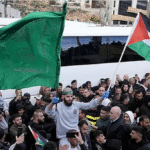 وصول 96 أسيراً فلسطينياً محرراً إلى رام الله ضمن المرحلة الأولى من اتفاق تبادل الأسرى#وصول #أسيرا #فلسطينيا #محررا #إلى #رام #الله #ضمن #المرحلة #الأولى #من #اتفاق #تبادل #الأسرى