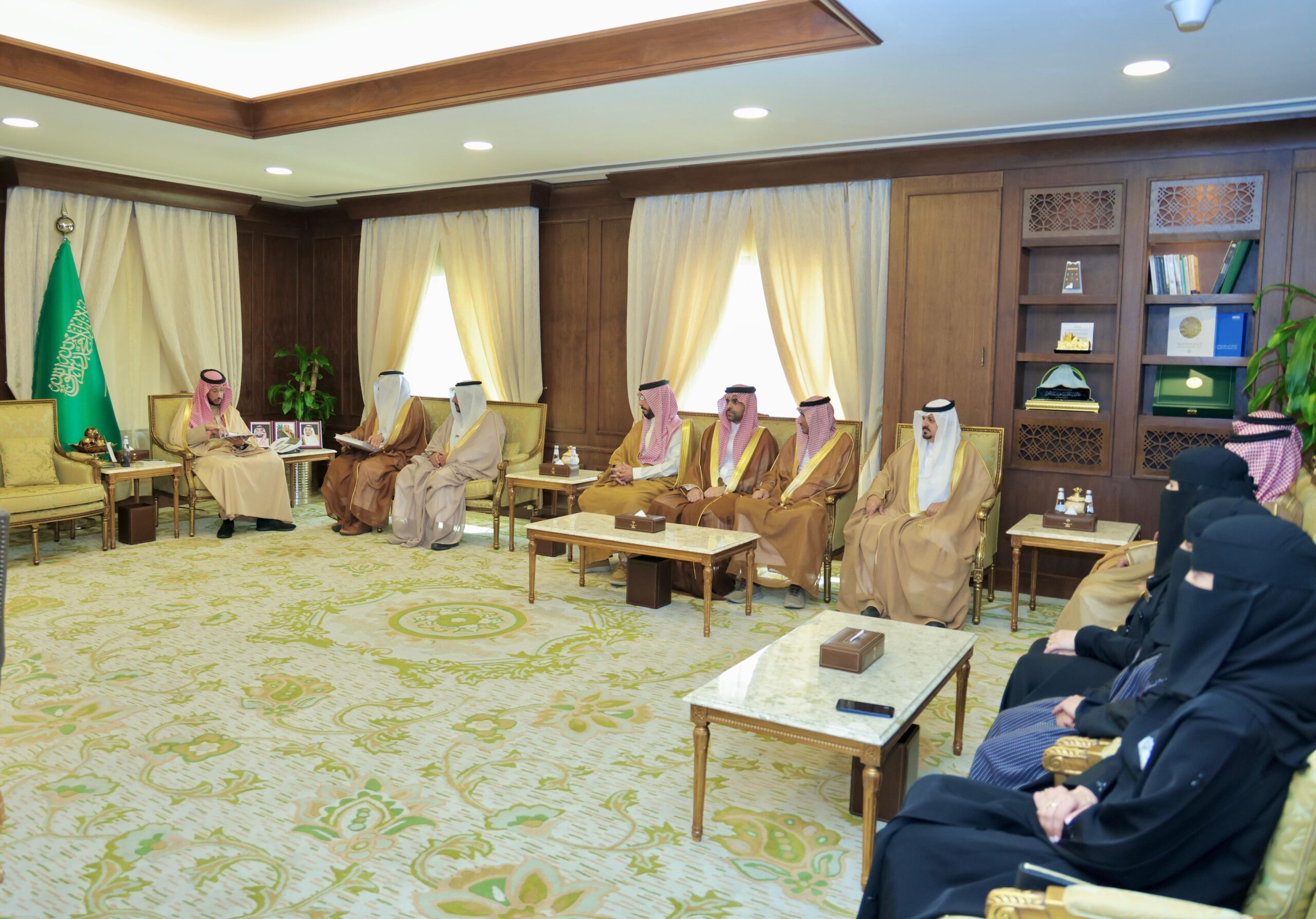 نائب امير منطقة عسير يستقبل مدير عام الإدارة العامة للتدريب التقني والمهني باالمنطقه#نائب #امير #منطقة #عسير #يستقبل #مدير #عام #الإدارة #العامة #للتدريب #التقني #والمهني #باالمنطقه