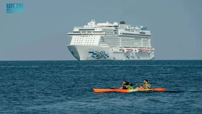 140 ألف ضيف.. قصة نجاح أول خط عربي للرحلات وكواليس برنامج 2026 المرتقب#ألف #ضيف. #قصة #نجاح #أول #خط #عربي #للرحلات #وكواليس #برنامج #المرتقب