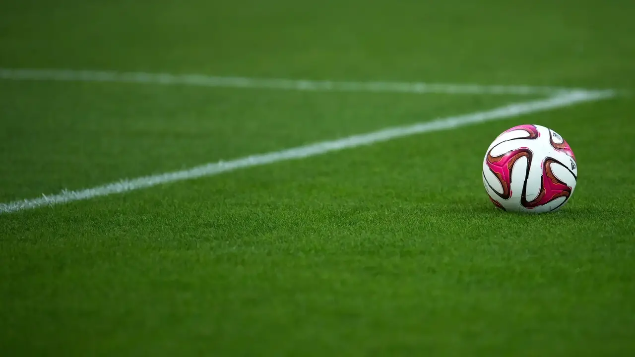 بيتر يوسف أصغر لاعب محترف في الدوري التركي ينتقل من دجلة إلى تركيا#بيتر #يوسف #أصغر #لاعب #محترف #في #الدوري #التركي #ينتقل #من #دجلة #إلى #تركيا