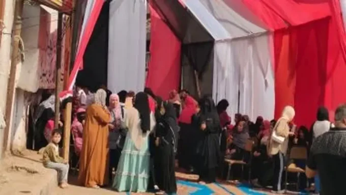 توافد الناخبين على لجان دائرة البدرشين للإدلاء بأصواتهم في انتخابات النواب 2025#توافد #الناخبين #على #لجان #دائرة #البدرشين #للإدلاء #بأصواتهم #في #انتخابات #النواب