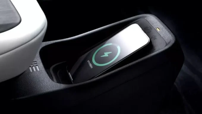 خطر داهم.. 3 أسباب تمنعك من استخدام الهاتف أثناء قيادة السيارة#خطر #داهم. #أسباب #تمنعك #من #استخدام #الهاتف #أثناء #قيادة #السيارة