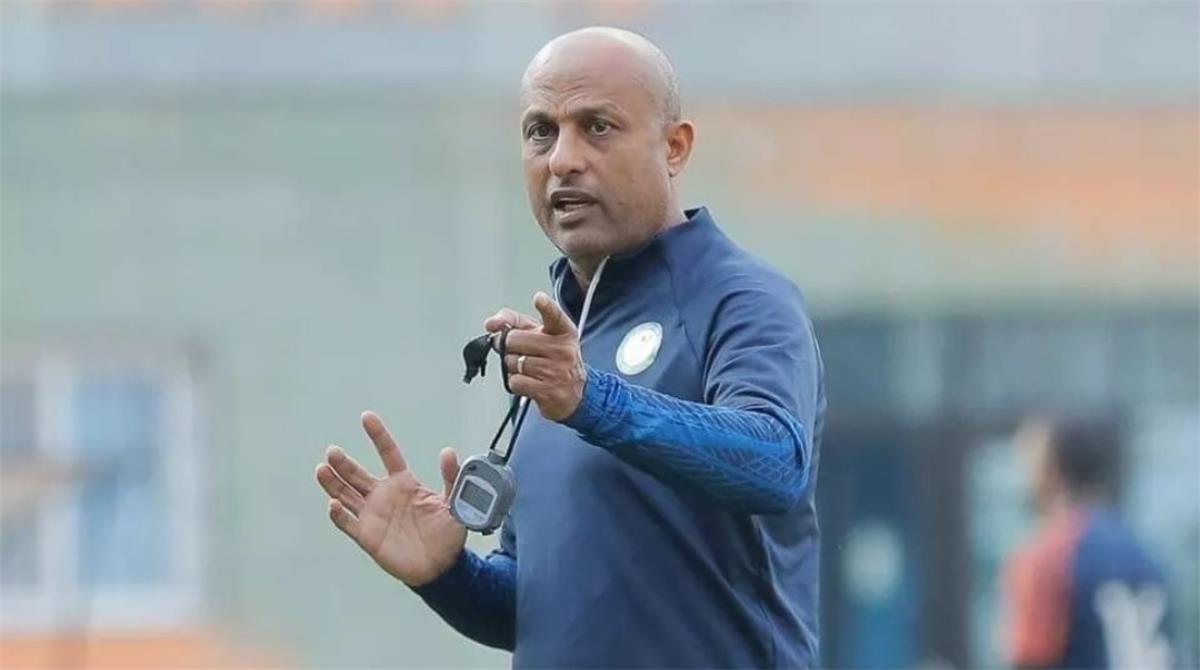 طارق مصطفى يدرس عروض تدريب الزمالك ويصل مصر غدًا – كل الكورة#طارق #مصطفى #يدرس #عروض #تدريب #الزمالك #ويصل #مصر #غدا #كل #الكورة