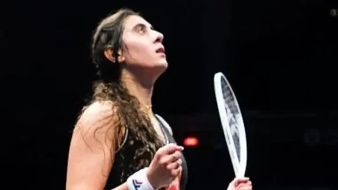 نور الشربيني تحطم الأرقام القياسية في منافسات الملعب الزجاجي#نور #الشربيني #تحطم #الأرقام #القياسية #في #منافسات #الملعب #الزجاجي