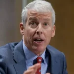 45 دولاراً للبرميل.. قرار أمريكي مفاجئ يحسم مصير النفط الفنزويلي في الأسواق العالمية#دولارا #للبرميل. #قرار #أمريكي #مفاجئ #يحسم #مصير #النفط #الفنزويلي #في #الأسواق #العالمية