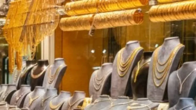 6 آلاف جنيه للجرام.. قفزة جديدة في أسعار الذهب داخل الأسواق المصرية اليوم#آلاف #جنيه #للجرام. #قفزة #جديدة #في #أسعار #الذهب #داخل #الأسواق #المصرية #اليوم