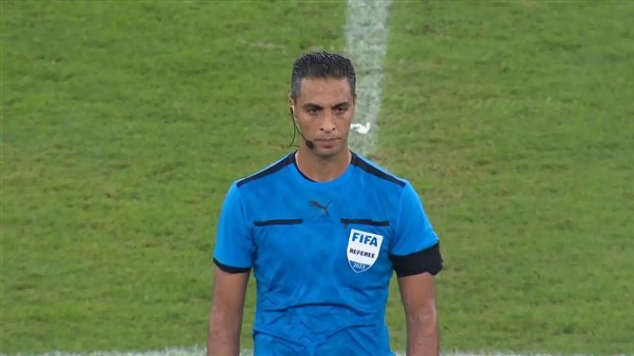 أخطاء تحكيمية سابقة تُقصي أمين عمر من قمة المغرب والكاميرون بقرار من "الكاف"#أخطاء #تحكيمية #سابقة #تقصي #أمين #عمر #من #قمة #المغرب #والكاميرون #بقرار #من #الكاف