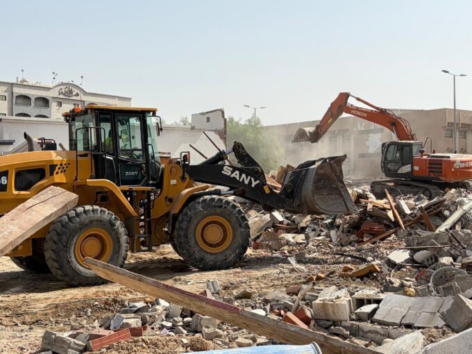 أمانة جدة تباشر إزالة المباني الآيلة للسقوط في حي الرويس#أمانة #جدة #تباشر #إزالة #المباني #الآيلة #للسقوط #في #حي #الرويس