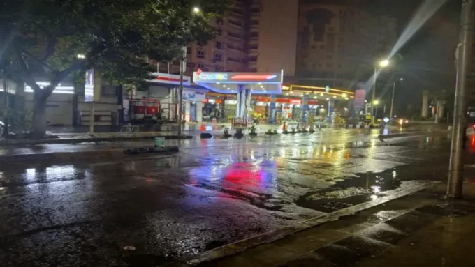 أمطار وبرودة شديدة.. تحذيرات عاجلة لسكان الإسكندرية حول تطورات طقس الجمعة المتوقعة#أمطار #وبرودة #شديدة. #تحذيرات #عاجلة #لسكان #الإسكندرية #حول #تطورات #طقس #الجمعة #المتوقعة