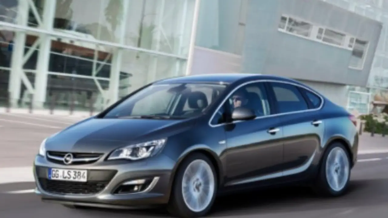 أوبل أسترا.. قرار مفاجئ يغير قواعد سوق السيارات في 2026.#أوبل #أسترا. #قرار #مفاجئ #يغير #قواعد #سوق #السيارات #في
