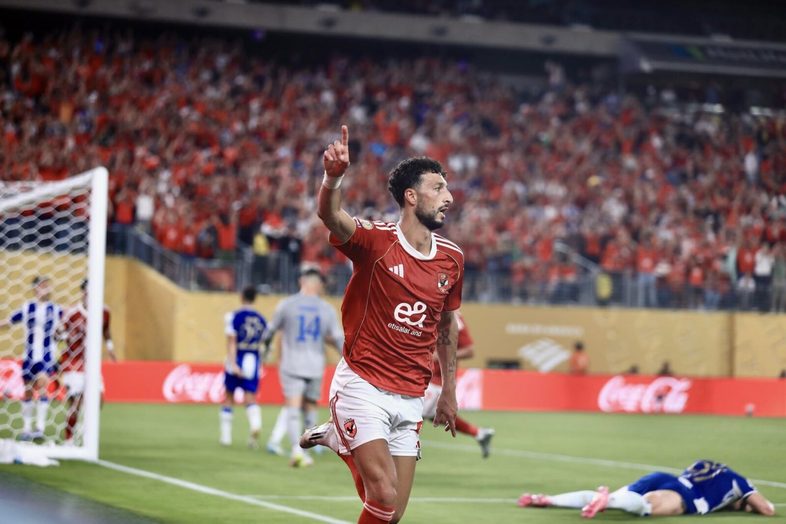 الأهلي ينتظر 2.5 مليون دولار نهاية يناير.. صفقة وسام أبو علي تنعش خزينة الأحمر#الأهلي #ينتظر #مليون #دولار #نهاية #يناير. #صفقة #وسام #أبو #علي #تنعش #خزينة #الأحمر