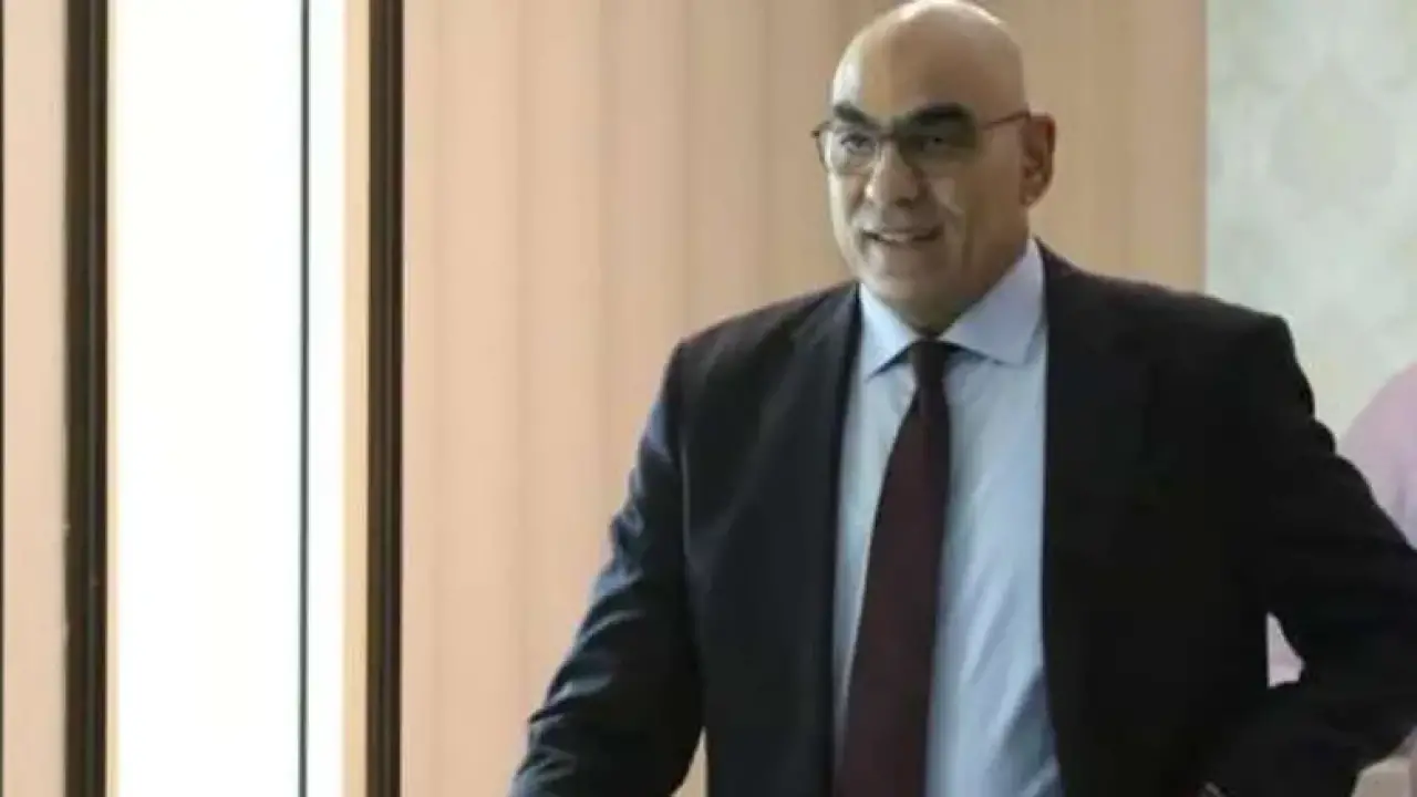 الزمالك ينهي أزمة مستحقات الألعاب الأخرى ويبدأ بصرف مبالغ مالية للاعبين والأجهزة الفنية#الزمالك #ينهي #أزمة #مستحقات #الألعاب #الأخرى #ويبدأ #بصرف #مبالغ #مالية #للاعبين #والأجهزة #الفنية