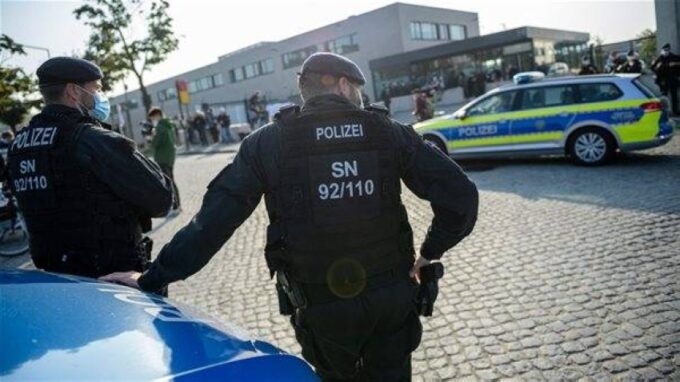 السلطات الألمانية تغلق طريقًا سريعًا للاشتباه في وجود متفجرات#السلطات #الألمانية #تغلق #طريقا #سريعا #للاشتباه #في #وجود #متفجرات