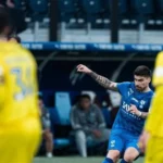 الهلال ينفرد بصدارة الدوري السعودي بثلاثية في شباك الحزم مستغلًا تعثر منافسيه#الهلال #ينفرد #بصدارة #الدوري #السعودي #بثلاثية #في #شباك #الحزم #مستغلا #تعثر #منافسيه