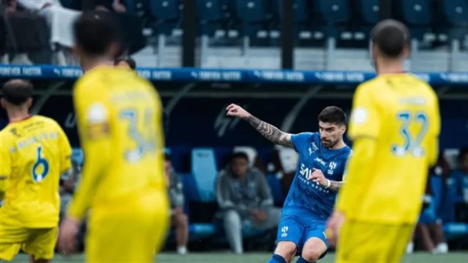 الهلال ينفرد بصدارة الدوري السعودي بثلاثية في شباك الحزم مستغلًا تعثر منافسيه#الهلال #ينفرد #بصدارة #الدوري #السعودي #بثلاثية #في #شباك #الحزم #مستغلا #تعثر #منافسيه