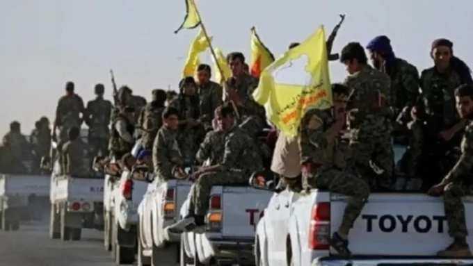 انسحاب مفاجئ.. تحرك عسكري مباغت لقوات قسد يغير خارطة النفوذ غرب الفرات#انسحاب #مفاجئ. #تحرك #عسكري #مباغت #لقوات #قسد #يغير #خارطة #النفوذ #غرب #الفرات