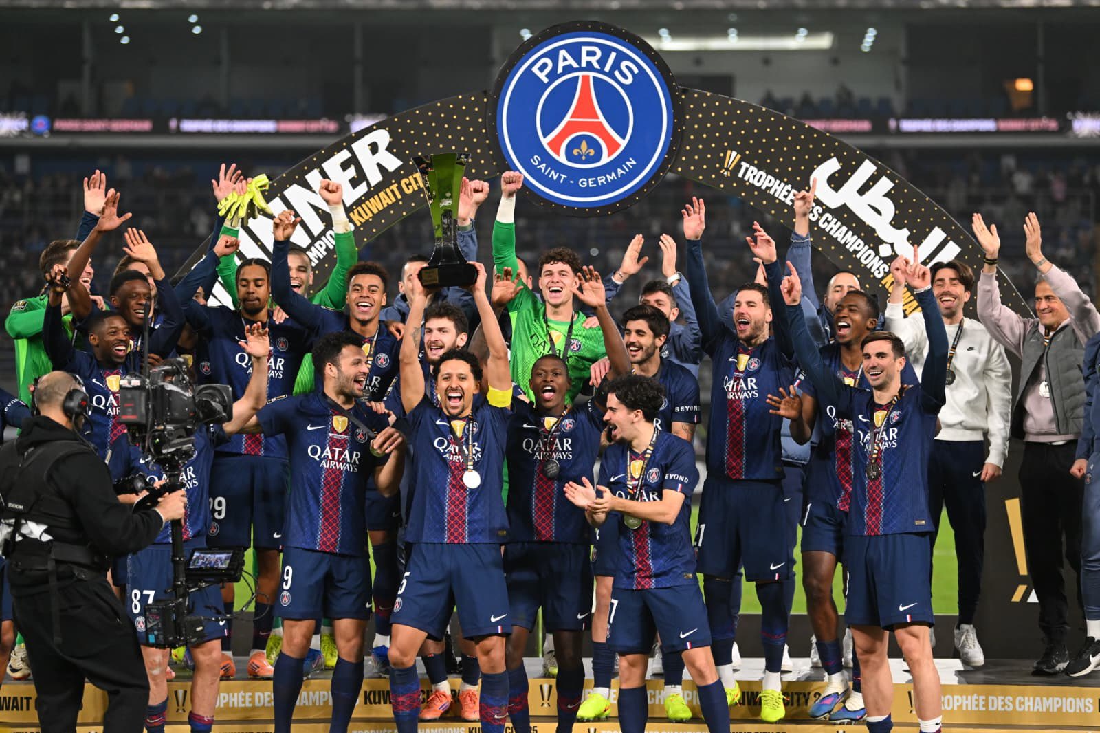باريس سان جيرمان يتوج بكأس السوبر الفرنسي بعد الفوز على مارسيليا بركلات الترجيح#باريس #سان #جيرمان #يتوج #بكأس #السوبر #الفرنسي #بعد #الفوز #على #مارسيليا #بركلات #الترجيح