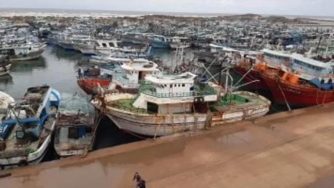 بسبب سوء الأحوال.. توقف حركة الملاحة والصيد بميناء البرلس في كفر الشيخ#بسبب #سوء #الأحوال. #توقف #حركة #الملاحة #والصيد #بميناء #البرلس #في #كفر #الشيخ