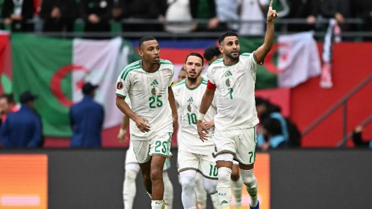 بيان وزير الاتصال.. الجزائر تحسم الجدل بشأن نقل مباريات كأس أمم إفريقيا بالمغرب#بيان #وزير #الاتصال. #الجزائر #تحسم #الجدل #بشأن #نقل #مباريات #كأس #أمم #إفريقيا #بالمغرب