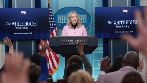 ترامب يُشعل "حرب الجليد".. البيت الأبيض يلوّح بالخيار العسكري لشراء غرينلاند#ترامب #يشعل #حرب #الجليد. #البيت #الأبيض #يلوح #بالخيار #العسكري #لشراء #غرينلاند