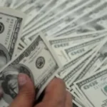 توقعات السوق السوداء.. تحرك مفاجئ في سعر الدولار يصدم المترقبين مطلع 2026#توقعات #السوق #السوداء. #تحرك #مفاجئ #في #سعر #الدولار #يصدم #المترقبين #مطلع