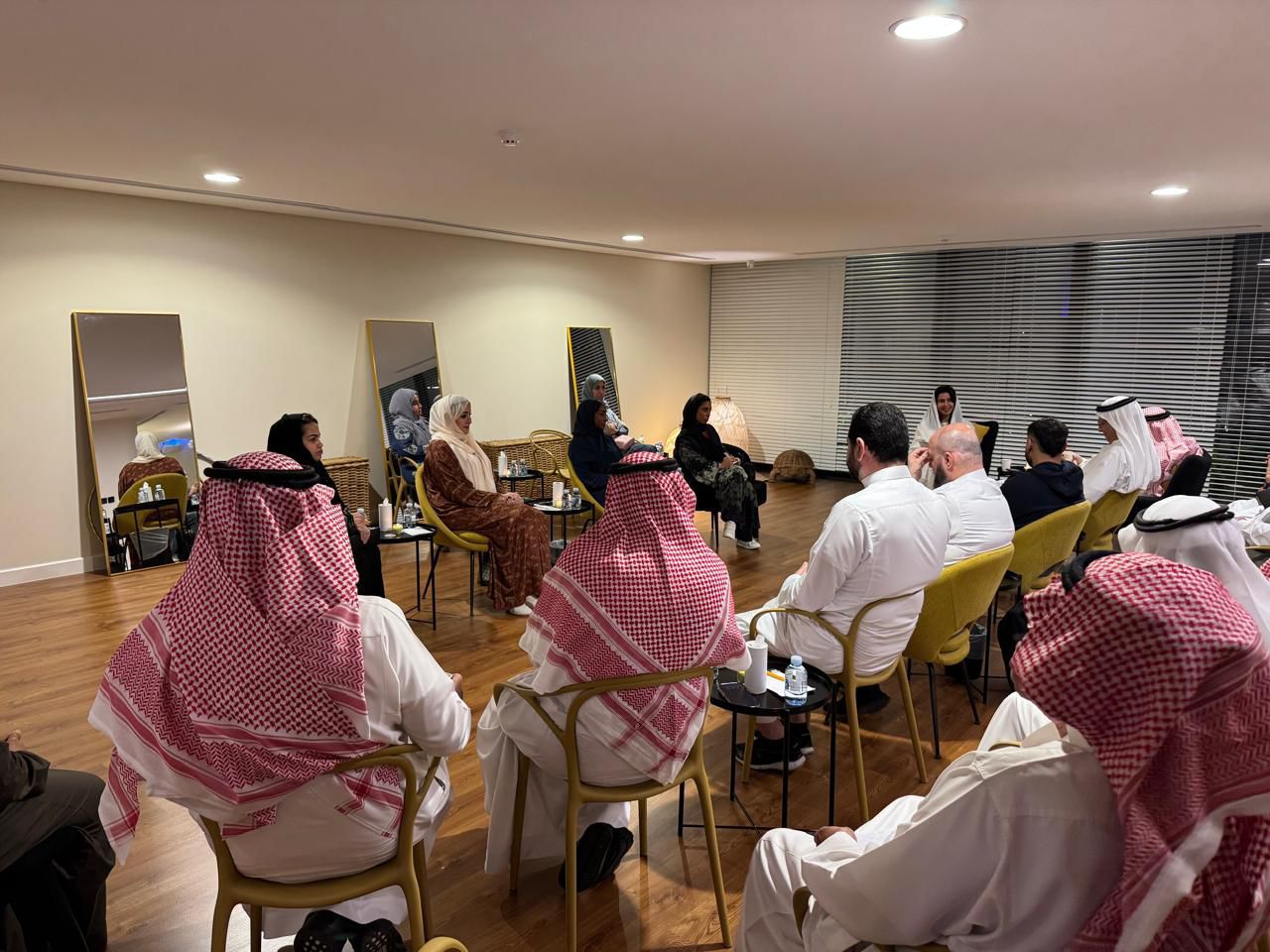 "حوار بين الزهرة والمريخ" يناقش ثقافة الحوار وبناء التوازن الأسري في جدة#حوار #بين #الزهرة #والمريخ #يناقش #ثقافة #الحوار #وبناء #التوازن #الأسري #في #جدة