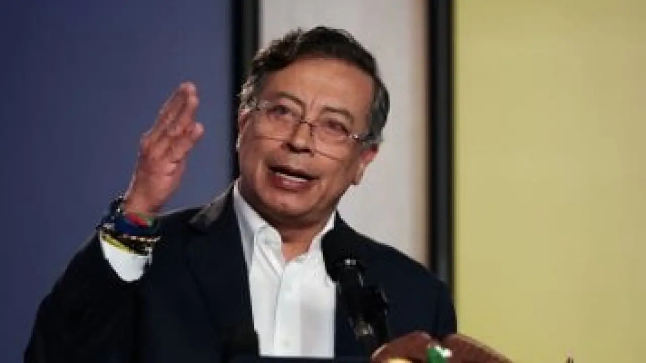 خشية مصير مادورو.. رئيس كولومبيا يدعو لمقاومة شعبية تحمي المسار السياسي بالبلاد#خشية #مصير #مادورو. #رئيس #كولومبيا #يدعو #لمقاومة #شعبية #تحمي #المسار #السياسي #بالبلاد