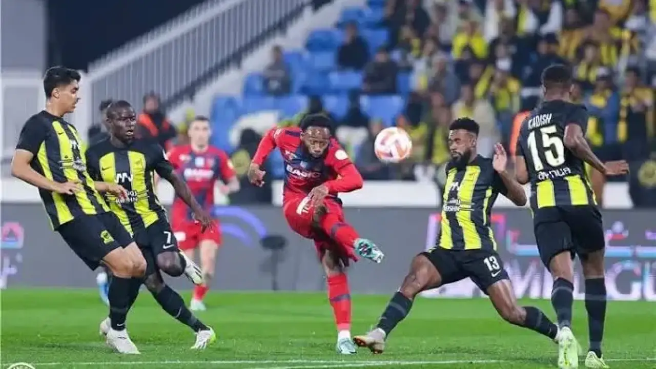 صدام العميد.. ثلاث قنوات مجانية تنقل مباراة الاتحاد وضمك بتعليق سينتظر الجميع سماعه#صدام #العميد. #ثلاث #قنوات #مجانية #تنقل #مباراة #الاتحاد #وضمك #بتعليق #سينتظر #الجميع #سماعه