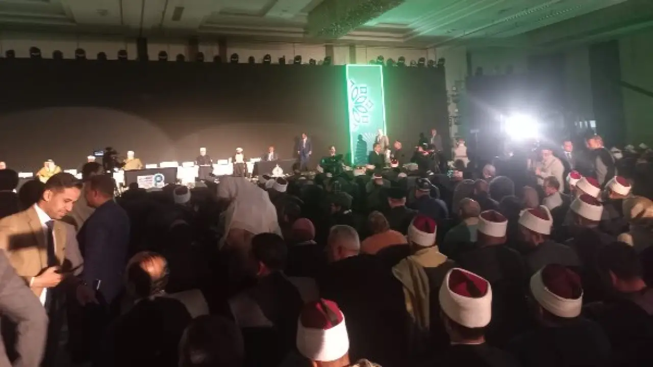 ظلام مفاجئ.. كلمة وزير الأوقاف تنقطع وسط ذهول الحاضرين بمؤتمر الشؤون الإسلامية#ظلام #مفاجئ. #كلمة #وزير #الأوقاف #تنقطع #وسط #ذهول #الحاضرين #بمؤتمر #الشؤون #الإسلامية