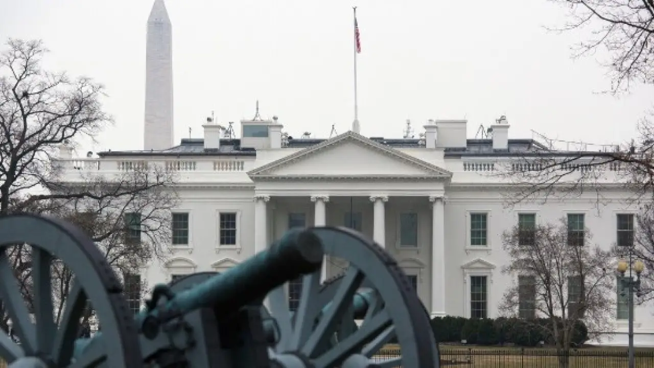 غموض في البيت الأبيض.. قرار ترامب بشأن إيران يربك الحسابات الدولية ويشعل التكهنات#غموض #في #البيت #الأبيض. #قرار #ترامب #بشأن #إيران #يربك #الحسابات #الدولية #ويشعل #التكهنات