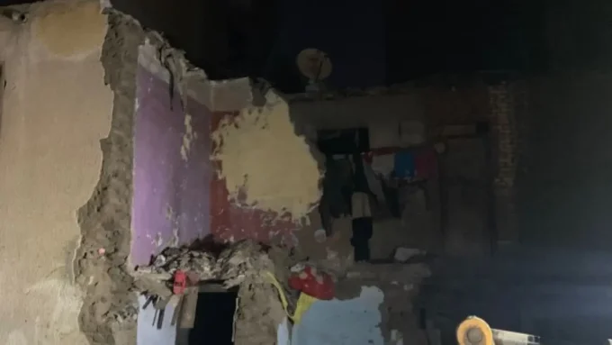 فاجعة في الإسماعيلية.. انهيار منزل مأهول يثير الرعب وسط ترقب لمصير العالقين#فاجعة #في #الإسماعيلية. #انهيار #منزل #مأهول #يثير #الرعب #وسط #ترقب #لمصير #العالقين