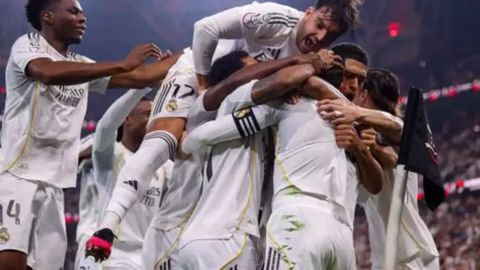 كلاسيكو السوبر.. ريال مدريد يحسم ديربي الأهداف الثمانية ويتأهل لمواجهة برشلونة في النهائي#كلاسيكو #السوبر. #ريال #مدريد #يحسم #ديربي #الأهداف #الثمانية #ويتأهل #لمواجهة #برشلونة #في #النهائي