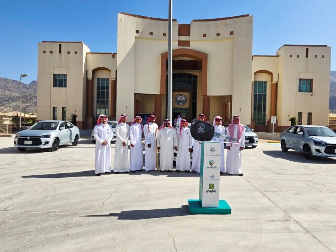 *محافظ محايل يدشّن مشروع «تاكسي الأيتام» بالمحافظة*#محافظ #محايل #يدشن #مشروع #تاكسي #الأيتام #بالمحافظة