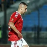 مفاجأة كولر.. ثلاثي هجومي غير متوقع يقود تشكيل الأهلي لمواجهة فاركو المرتقبة#مفاجأة #كولر. #ثلاثي #هجومي #غير #متوقع #يقود #تشكيل #الأهلي #لمواجهة #فاركو #المرتقبة