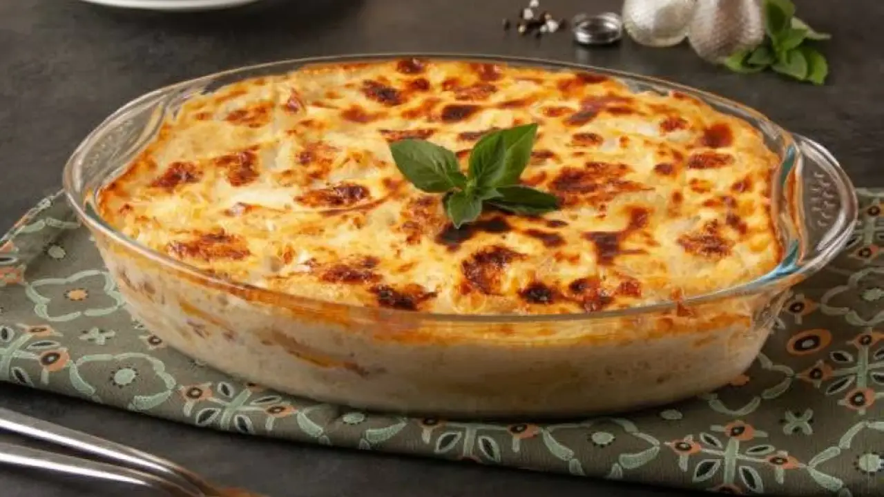 وجبة الـ 25 دقيقة.. سر البطاطس بالبشاميل الذي ينهي أزمة غداء منتصف الأسبوع#وجبة #الـ #دقيقة. #سر #البطاطس #بالبشاميل #الذي #ينهي #أزمة #غداء #منتصف #الأسبوع