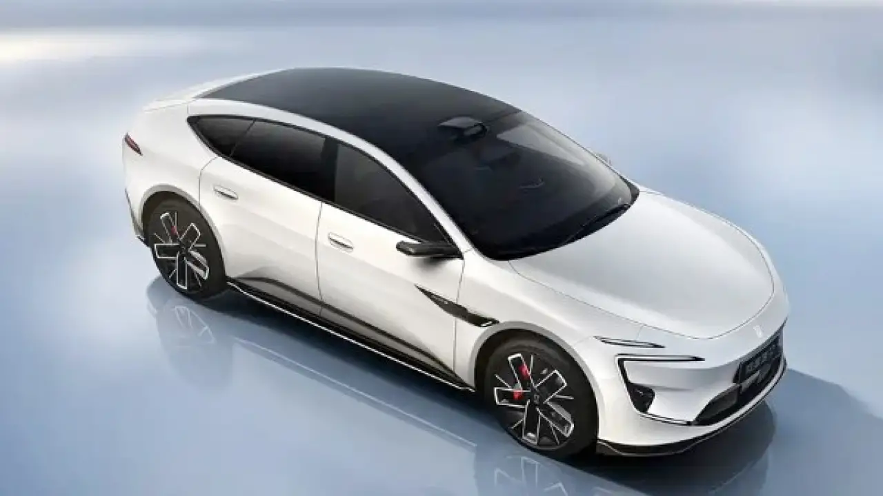 وحش بقوة 955 حصانًا.. سيارة كهربائية جديدة تحطم التوقعات وتصدم كبار المنافسين#وحش #بقوة #حصانا. #سيارة #كهربائية #جديدة #تحطم #التوقعات #وتصدم #كبار #المنافسين