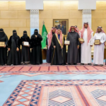 أمير الرياض يسلّم وثائق تملّك وحدات سكنية لمستفيدي تبرع ولي العهد#أمير #الرياض #يسلم #وثائق #تملك #وحدات #سكنية #لمستفيدي #تبرع #ولي #العهد