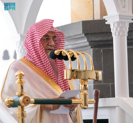 ابن حميد يبيّن في خطبة الجمعة أن صلاح القلوب بالإيمان والزهد والقناعة طريق النعيم والطمأنينة#ابن #حميد #يبين #في #خطبة #الجمعة #أن #صلاح #القلوب #بالإيمان #والزهد #والقناعة #طريق #النعيم #والطمأنينة