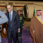 المستشار الألماني يصل الرياض في زيارة رسمية للمملكة#المستشار #الألماني #يصل #الرياض #في #زيارة #رسمية #للمملكة