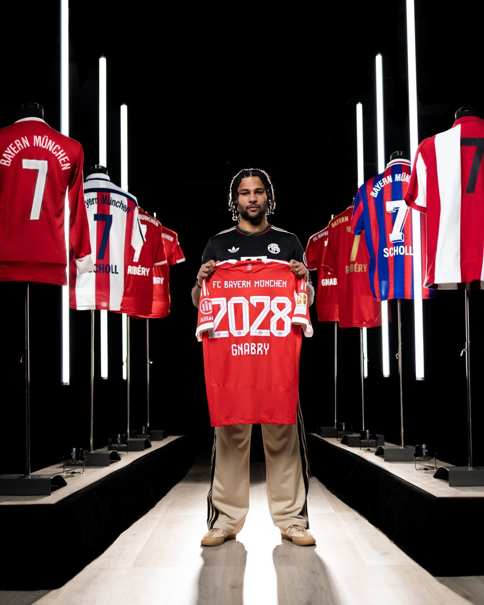 بايرن ميونخ يعلن تجديد عقد جنابري حتى 2028 – كل الكورة#بايرن #ميونخ #يعلن #تجديد #عقد #جنابري #حتى #كل #الكورة