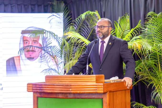 مبادرات خادم الحرمين تجسّد عمق الأخوّة الإسلامية وتعزّز قيم التكافل بين الشعوب#مبادرات #خادم #الحرمين #تجسد #عمق #الأخوة #الإسلامية #وتعزز #قيم #التكافل #بين #الشعوب