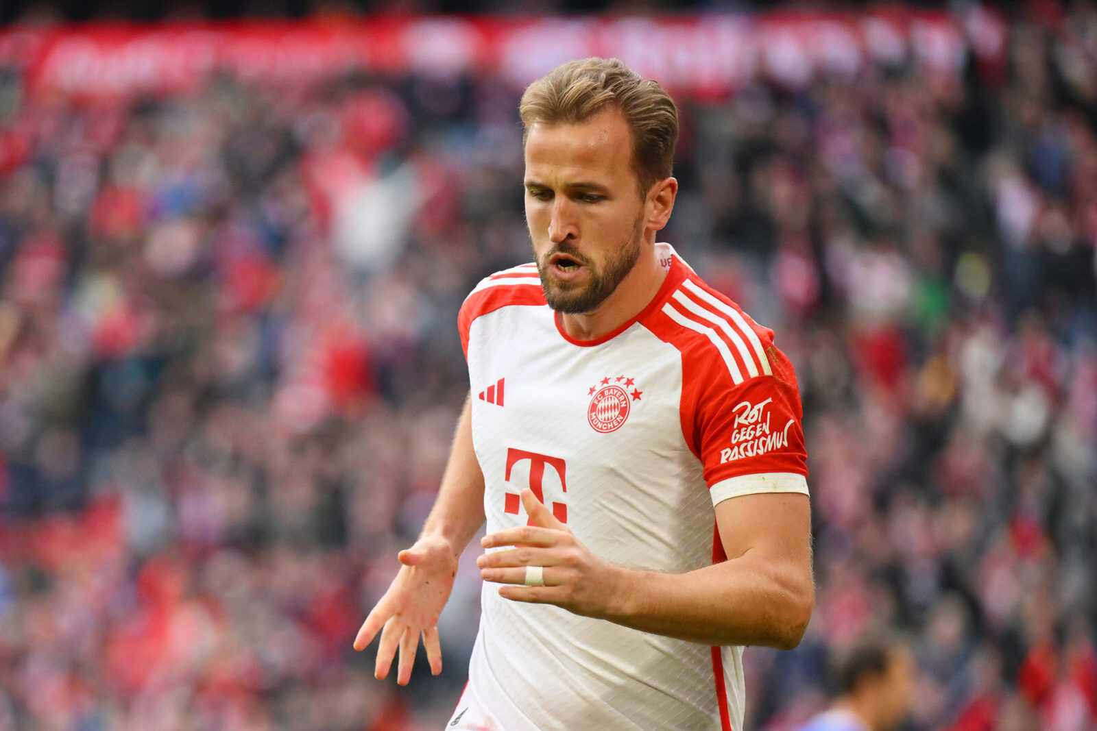 هاري كين يحسم موقفه من الانضمام لبرشلونة – كل الكورة#هاري #كين #يحسم #موقفه #من #الانضمام #لبرشلونة #كل #الكورة