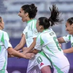 وصول بعثة سيدات الجزائر إلى القاهرة لملاقاة منتخب مصر وديًا – كل الكورة#وصول #بعثة #سيدات #الجزائر #إلى #القاهرة #لملاقاة #منتخب #مصر #وديا #كل #الكورة