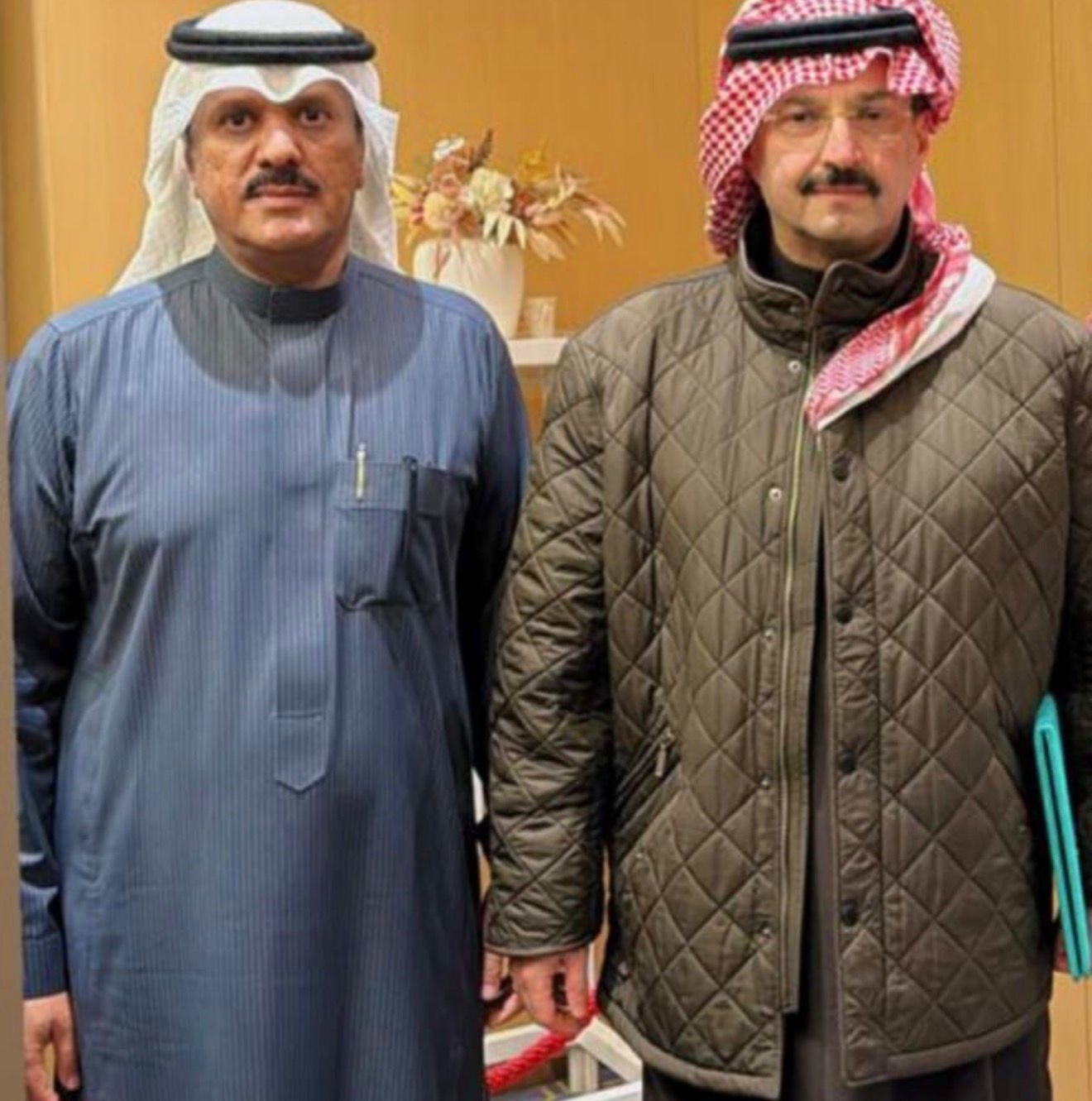 أمير عسير يشارك أبناء “إخاء” مائدة الإفطار ويطّلع على برامج رعاية وتمكين الأيتام#أمير #عسير #يشارك #أبناء #إخاء #مائدة #الإفطار #ويطلع #على #برامج #رعاية #وتمكين #الأيتام