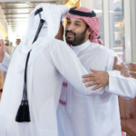 أمير قطر يغادر جدة وولي العهد يودّعه في مطار الملك عبدالعزيز#أمير #قطر #يغادر #جدة #وولي #العهد #يودعه #في #مطار #الملك #عبدالعزيز