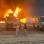 الجيش الكويتي يساند إخماد حريق خزانات وقود مطار الكويت الدولي#الجيش #الكويتي #يساند #إخماد #حريق #خزانات #وقود #مطار #الكويت #الدولي