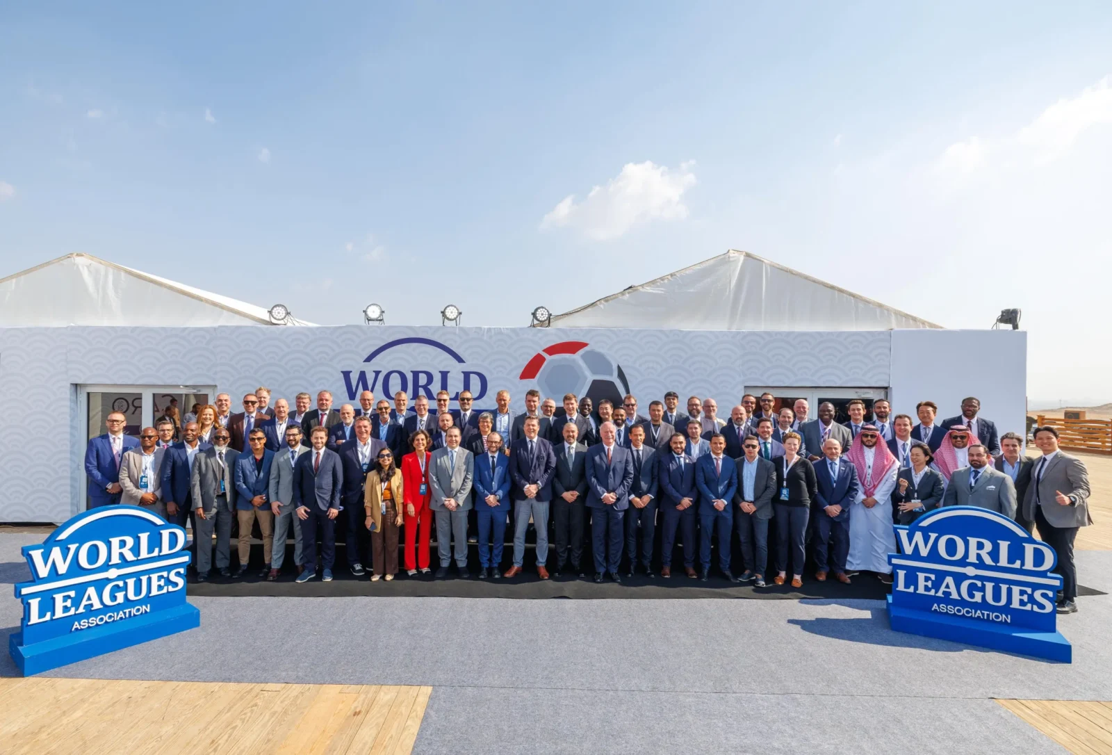 القاهرة تستضيف انتخابات أول مجلس لرابطة الأندية الإفريقية المحترفة – كل الكورة#القاهرة #تستضيف #انتخابات #أول #مجلس #لرابطة #الأندية #الإفريقية #المحترفة #كل #الكورة